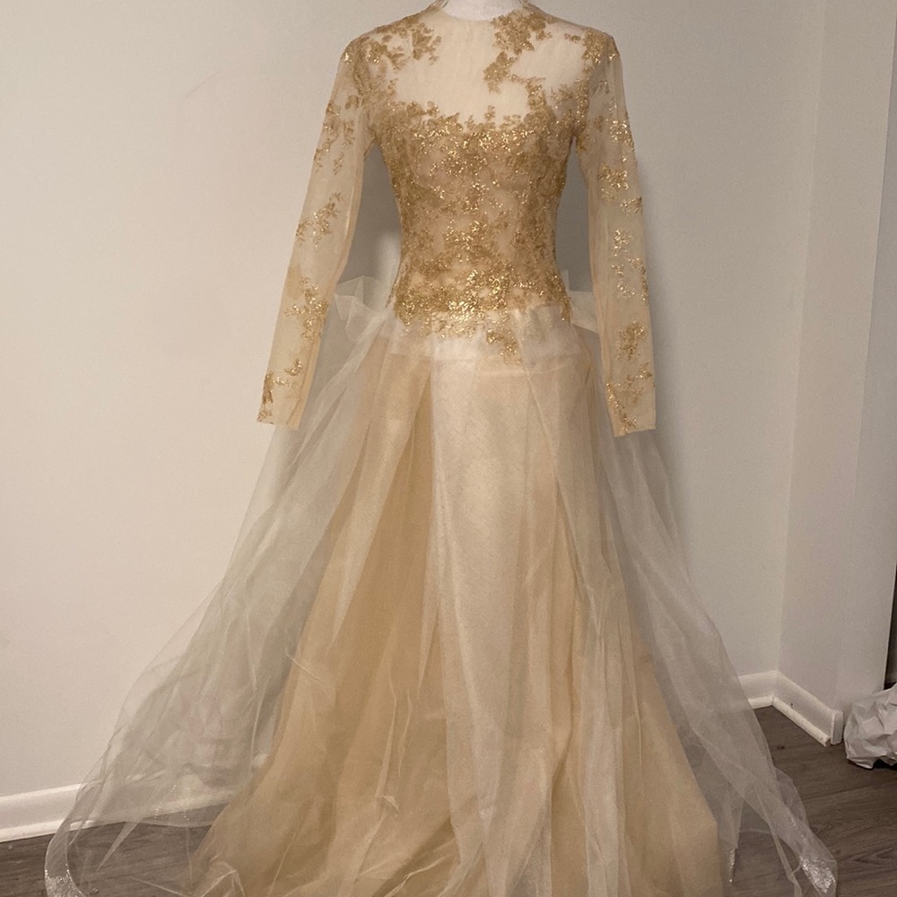 Vera Wang Gold and Cream Wedding Dress